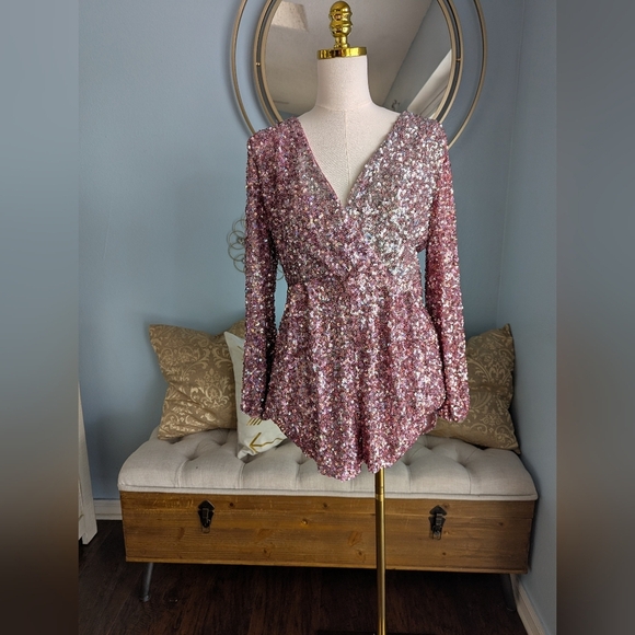 Hutch Vida Pink Sequin Romper - Picture 1 of 7